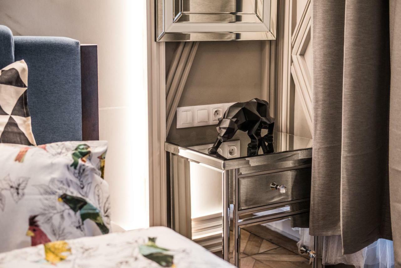 פראג Dali Wenceslas Square Apartment מראה חיצוני תמונה